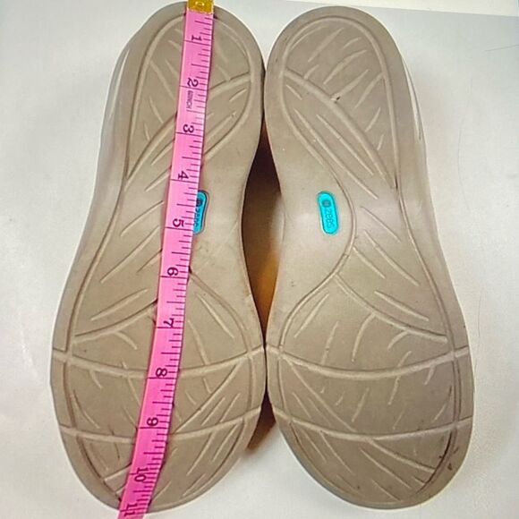BZEES WOMEN SHOES SIZE 10B - Picture 11 of 11